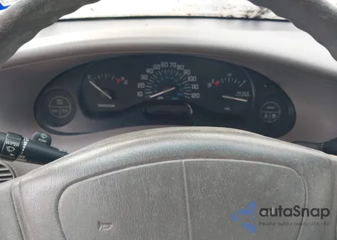 2002 Buick Century Custom z USA, uszkodzony, nr VIN 2G4WS52J521253583